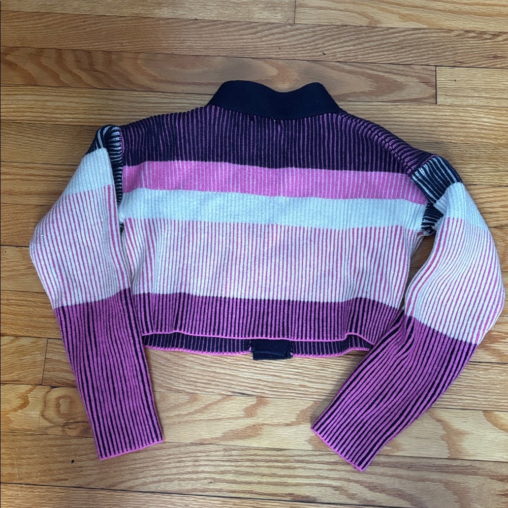 Forever 21 Pink Striped Crop Cardigan NEW!! Size small - Picture 7 of 7
